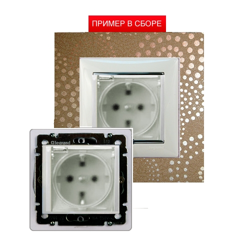 Механизм розетки 1-местн. з/к с крышкой IP44 VALENA белый Legrand (774220)