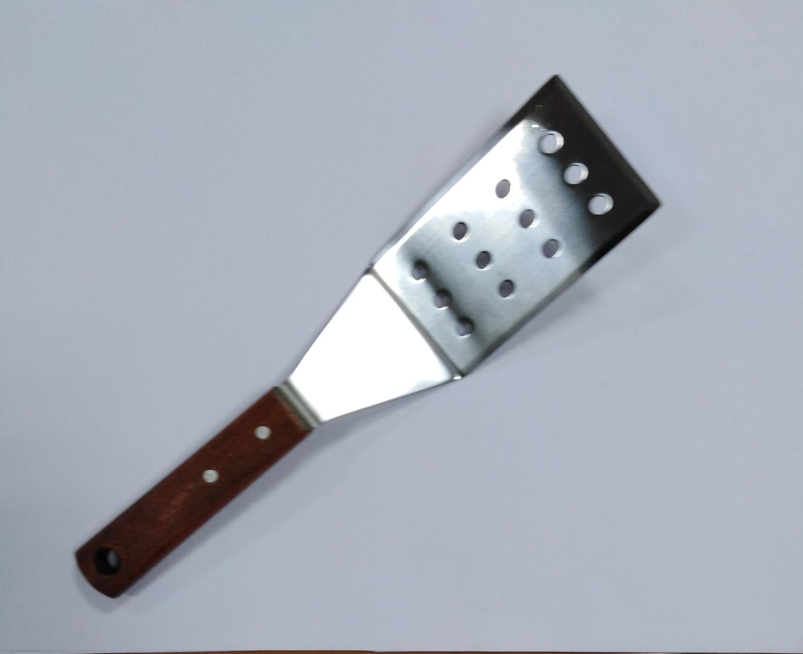 Лопатка кулинарная металлическая с прорезями